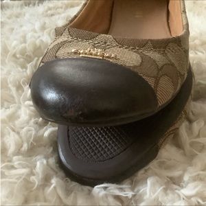 Coach flat ballet shoes